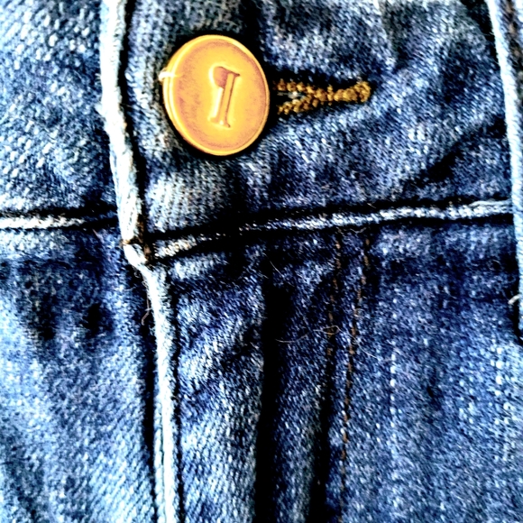 Pilcro and The Letterpress Denim Shorts Darker Blue Stretch Size 26/Medium Excel - Picture 3 of 5